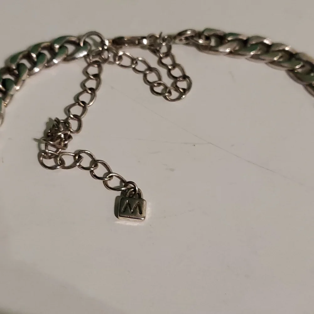 Fashion 5 strand rhinestone statement necklace with a thick silver chain